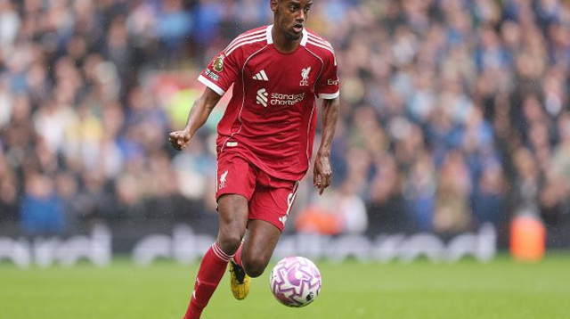 אלכסנדר איסק, שחקן ליברפול (צילום: GettyImages)