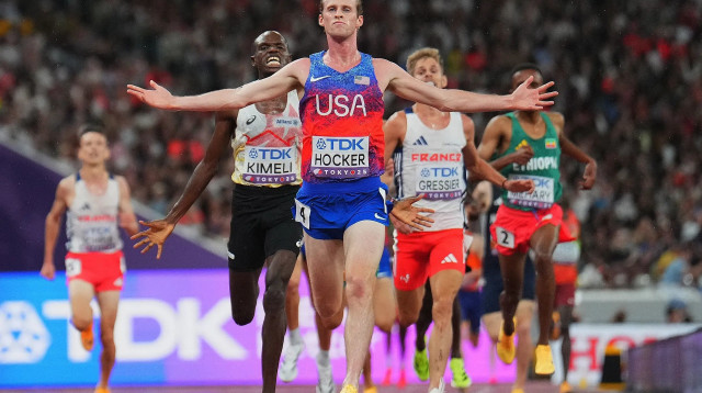 קול הוקר מנצח בריצת 5,000 מטר, אליפות העולם באתלטיקה 2025 (צילום: רויטרס)