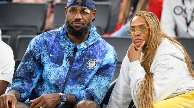 לברון ג'יימס ואשתו סוואנה (צילום: Karwai Tang/Getty Images)