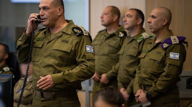 הרמטכ"ל אייל זמיר פונה אל חיילי צה"ל (צילום: דובר צהל)