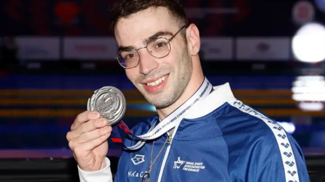 עוד מדליה לאוסף העשיר. דדאון (צילום: אתר רשמי, ההתאחדות לספורט נכים)