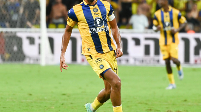 שחקן מכבי תל אביב דור פרץ (צילום: ברני ארדוב)