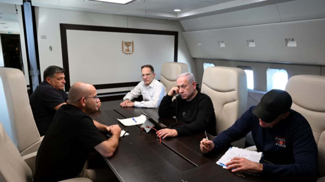 בנימין נתניהו בכנף ציון (צילום: אבי אוחיון לעמ)