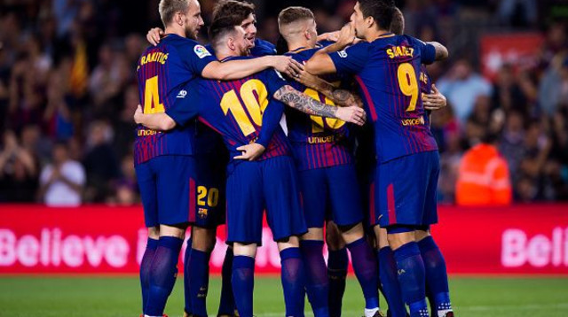 שחקני ברצלונה חוגגים (צילום: Getty images)
