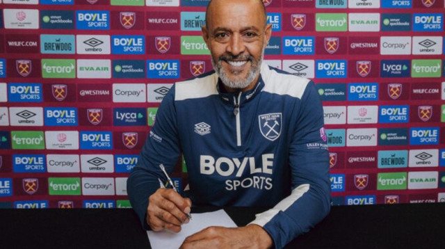 נונו אספיריטו סנטו (צילום: אתר רשמי, ווסטהאם יונייטד)