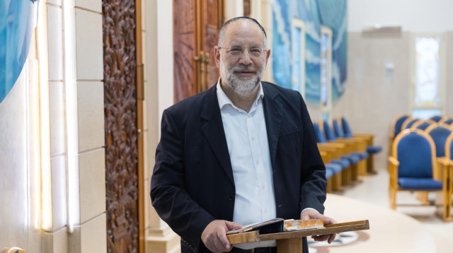 הרב שלמה רענן (צילום:  עמותת איילת השחר)