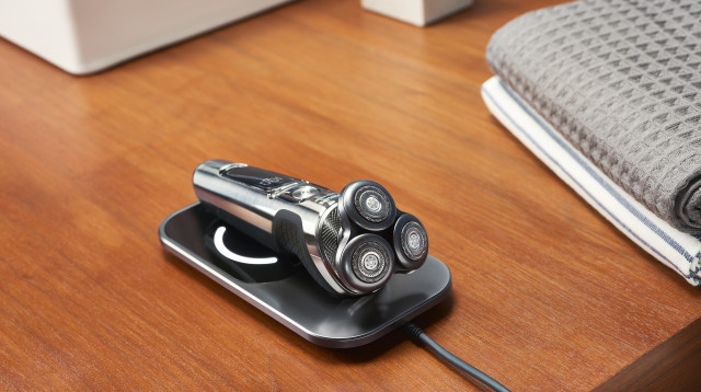 מכונת הגילוח החדשה של פיליפס (צילום: יח"צ)