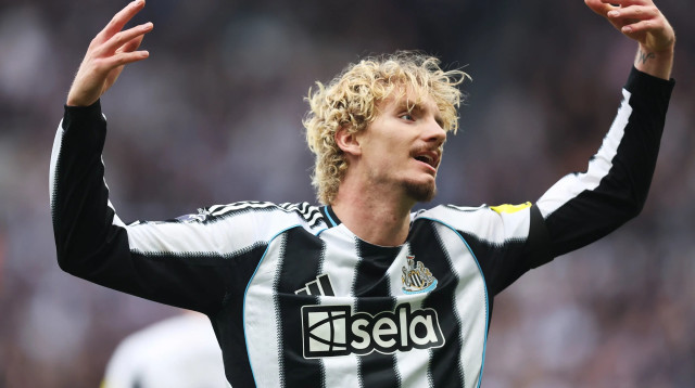 שחקן ניוקאסל ניק וולטמאדה (צילום: GettyImages, George Wood)