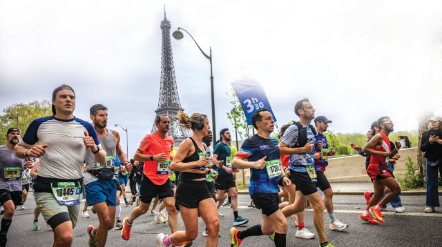 מרתון פריז (צילום: יונתן זינדל, פלאש 90)