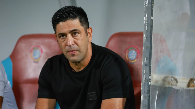 מאמן הפועל תל אביב אליניב ברדה (צילום: לירון מולדובן)