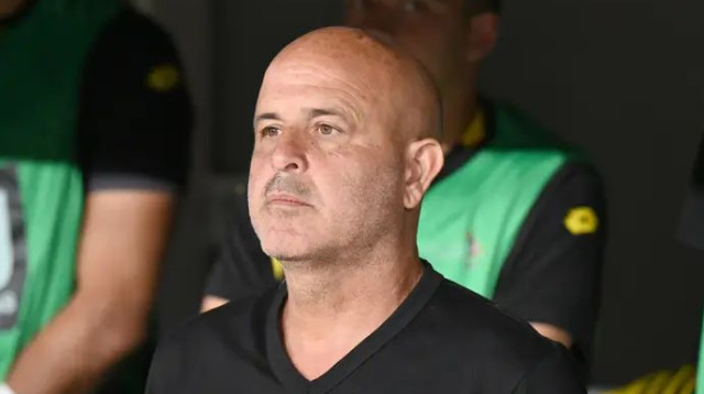 מחכה לבעלים החדשים. יוסי אבוקסיס (צילום: ברני ארדוב)