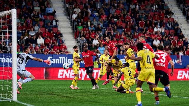 שחקני אוסאסונה וחטאפה (צילום: Getty images)