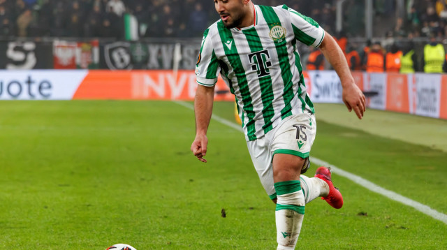 מוחמד אבו פאני שחקן פרנצווארוש (צילום: אימג'בנק  GettyImages, Laszlo Szirtesi)