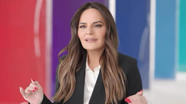 אופירה אסייג (צילום: צילום מסך קשת 12)