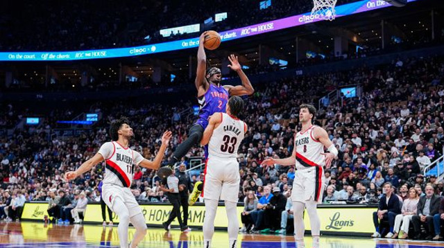 דני אבדיה, טומאני קמארה ושיידון שארפ (צילום: GettyImages)