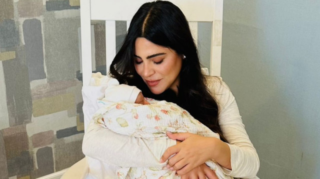 נופר מור ובתה (צילום: יחצ)