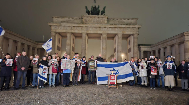 צאצאי הנאצים במחווה בינלאומית מרגשת לציון השבעה באוקטובר (צילום: ללא)