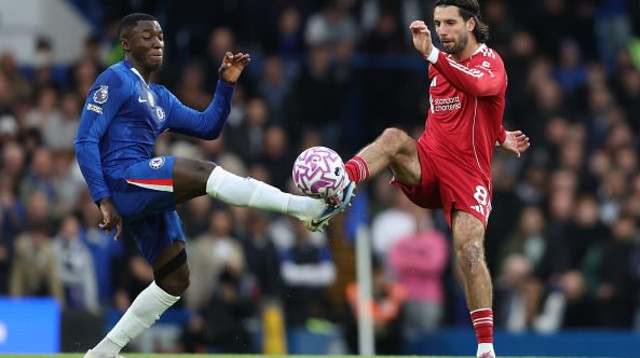 מויסס קאיסדו מול דומיניק סובוסלאי (צילום: Crystal Pix/MB Media)