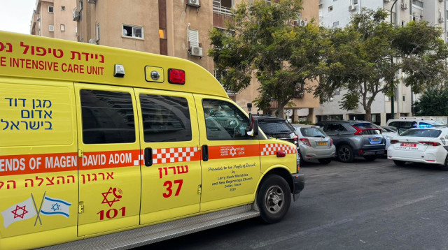 צוותי מד"א בנתניה (צילום: תיעוד מבצעי מד"א)