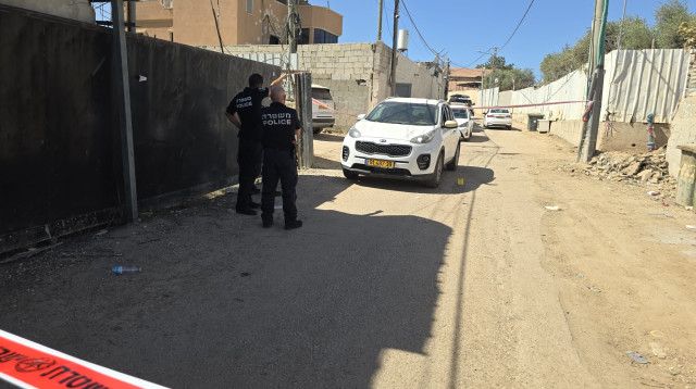 זירת הרצח בלוד (צילום: אלון חכמון)