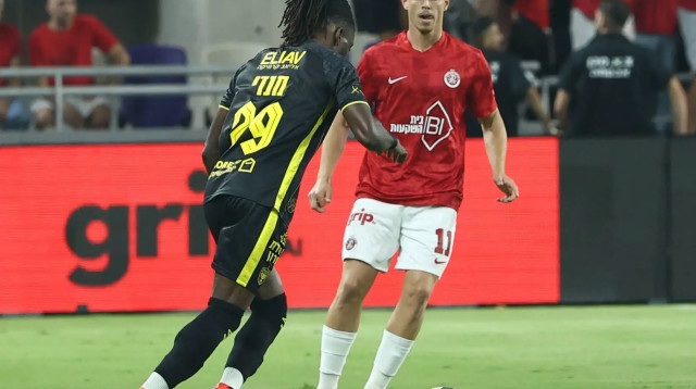 אריאל מנדי, בית"ר ירושלים מול סתיו טוריאל, הפועל תל אביב (צילום: דני מרון)