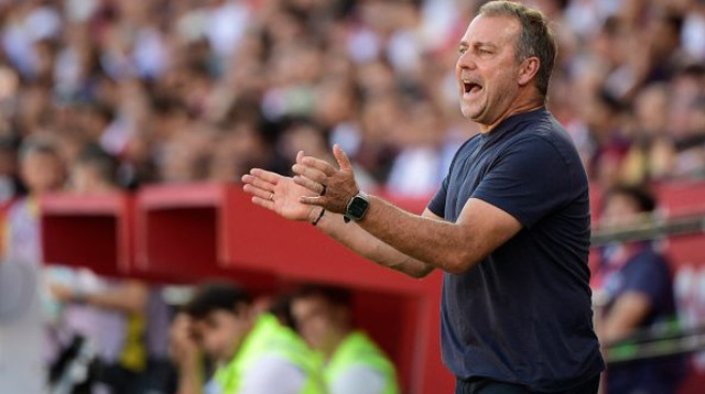 האנזי פליק, מאמן ברצלונה (צילום: CRISTINA QUICLER)