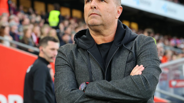 רן בן שמעון מאמן נבחרת ישראל (צילום: אודי ציטיאט)