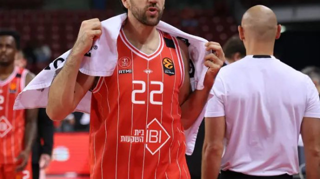 ניסה וניסה, לא תמיד הלך. מיציץ' (צילום: אודי ציטיאט)