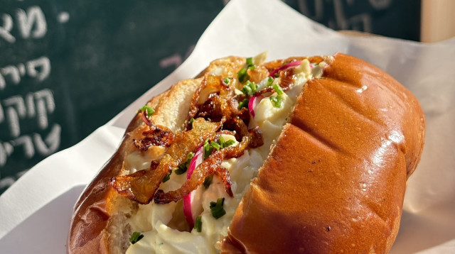 ביסל'ה – ביס, קפה, חיוך (צילום: חן אברהם)