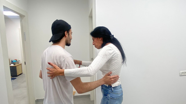 עינב צנגאוקר נפגשת עם מתן צנגאוקר (צילום: שימוש לפי סעיף 27א')