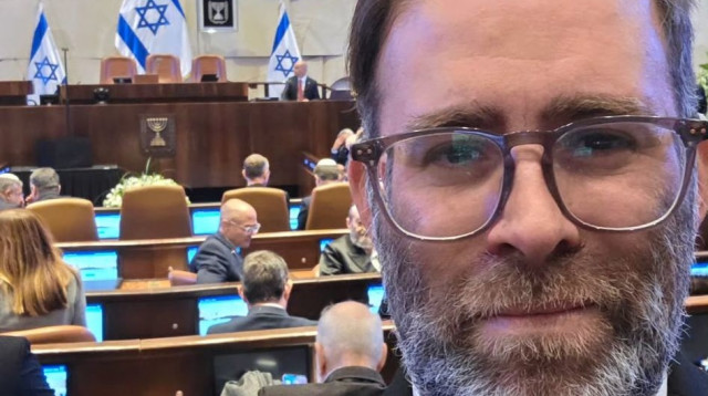 אורן חזן בכנסת (צילום: אינסטגרם)