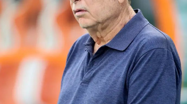 החילוף לא עזר בסופו של דבר. אברהם גרנט (צילום: GettyImages, MB Media)