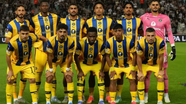 מכבי תל אביב, תמונה קבוצתית נגד פאוק סלוניקי (צילום: אתר רשמי, מכבי תל אביב)