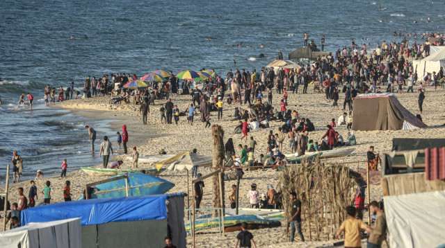 חוף הים ברצועת עזה (צילום: AFP via Getty Images)