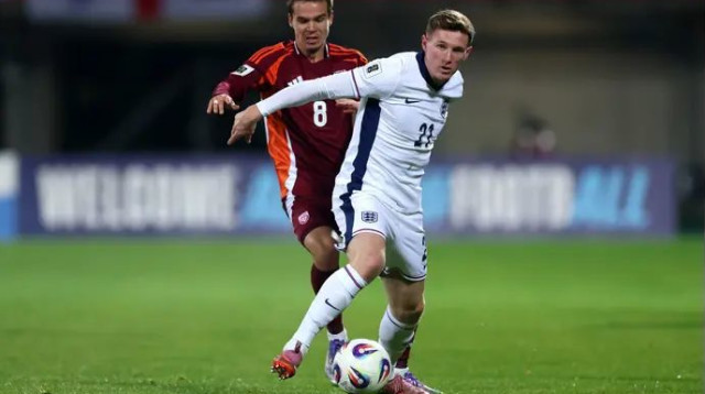 אנדרסון במדי נבחרת אנגליה (צילום: GettyImages)