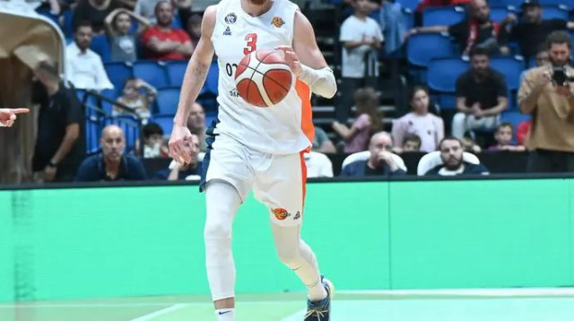 קליין נפצע יום אחרי החלפת המזוזות (צילום: ברני ארדוב)