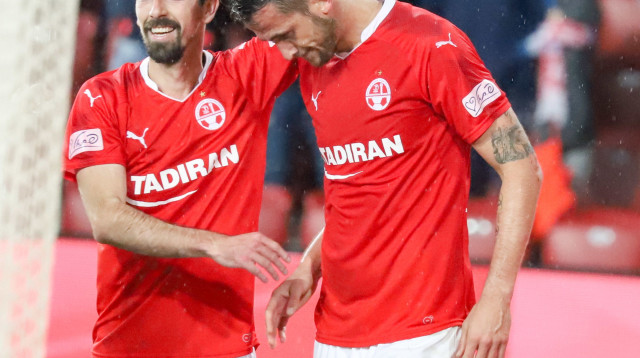 קואנקה ופקהארט חוגגים (צילום: דני מרון)