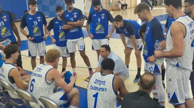 כמעט טריפל דאבל לגילינסקי בניצחון הגדול של פתח תקוה (צילום: אתר רשמי, מנהלת הליגה הלאומית)