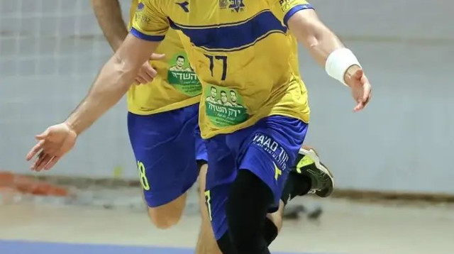 אסייג חוגג (צילום: אתר רשמי, Viktoria Drangai)