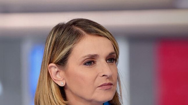 דנה וייס בערוץ 12 (צילום: ערוץ 12)