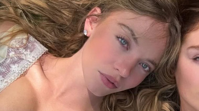 סידני סוויני (צילום: מסך, אינסטגרם)