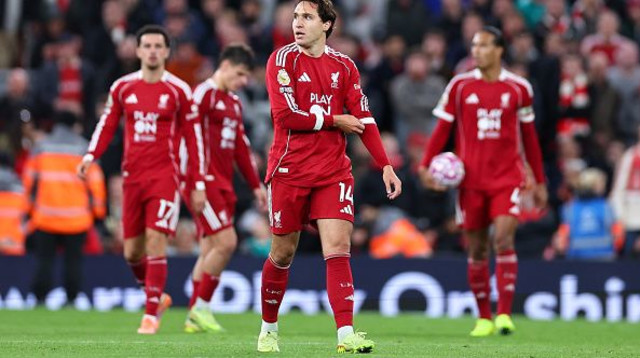 שחקני ליברפול מאוכזבים (צילום: Robbie Jay Barratt - AMA / Contributor)