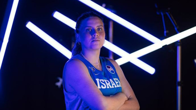 "ביקשתי סלפי וחתימה משי דורון ומלירון כהן". גילי אייזנר (צילום: אתר רשמי, עודד קרני, איגוד הכדורסל)