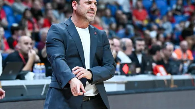 תסכול רב, ואפשר להבין אותו. יונתן אלון (צילום: ברני ארדוב)