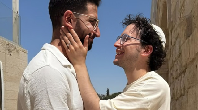 שחר טבוך ובן זוגו (צילום: צילום מסך אינסטגרם)