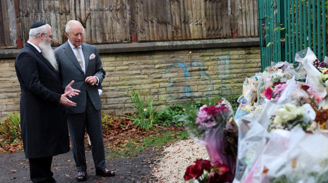 המלך צ׳ארלס במנצ'סטר (צילום: Chris Jackson/Pool via REUTERS)