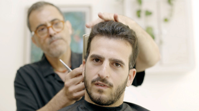 תספורת (צילום: תום גת, באדיבות yes דוקו)