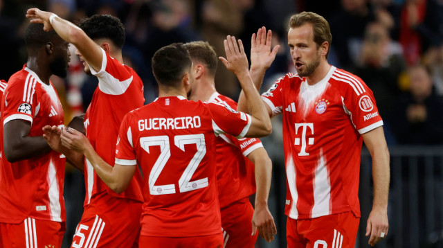 הארי קיין שחקן באיירן מינכן חוגג שער (צילום: רויטרס)