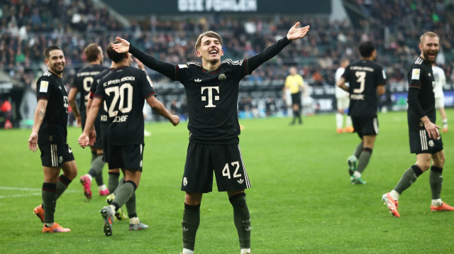 שחקן באיירן מינכן לנארט קארל (צילום: רויטרס)