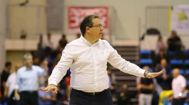 הקבוצה שלו עדיין מושלמת. עדן ענבר (צילום: לירון מולדובן)